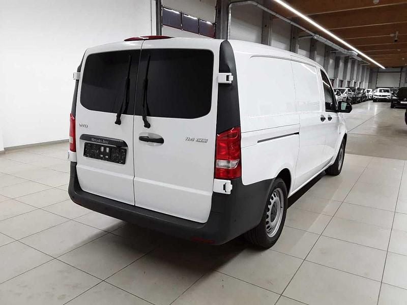 Second-hand Mercedes Vito 136 CP (100 kW) 2020 Alb Van