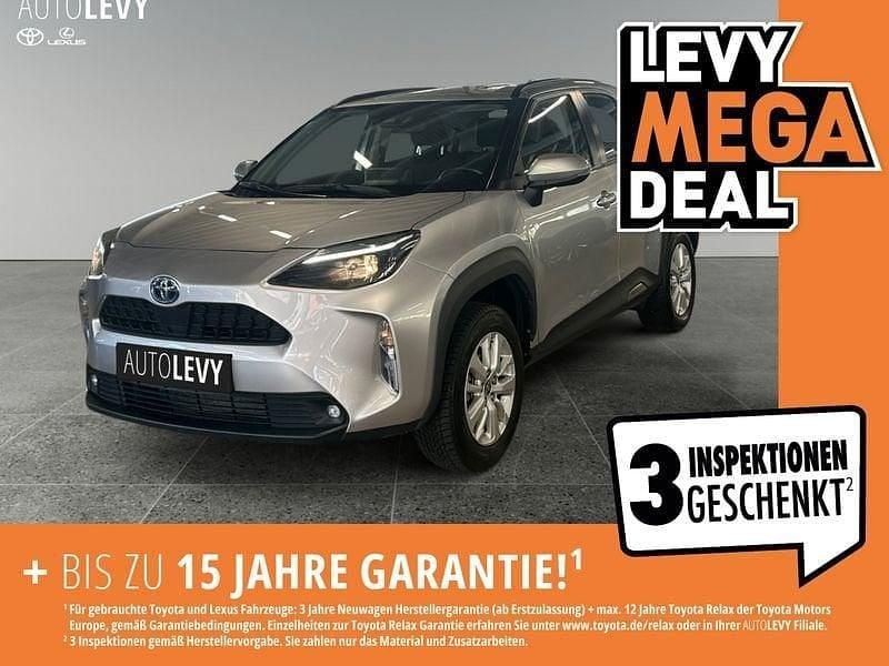 Silber metallic Gebraucht 2023 Toyota Yaris Cross SUV | 21.670 € (Guter Preis) - Bild 1/4