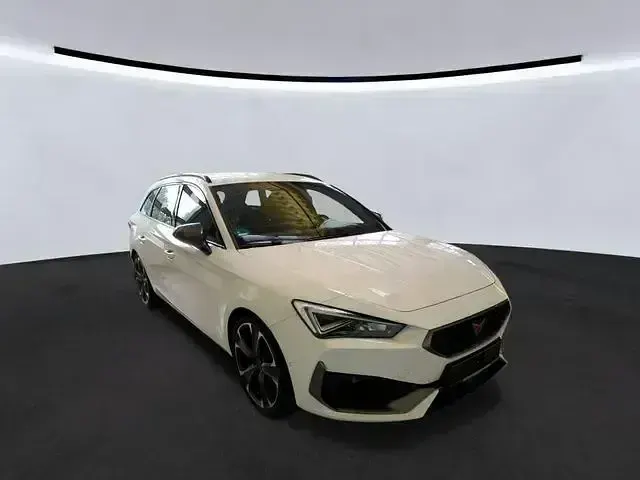 Gebraucht Cupra Leon VZ 245 PS (180 kW) 2024 Weiß Limousine