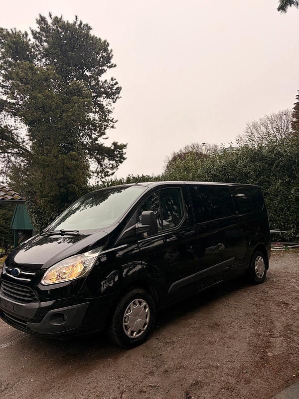 Gebraucht Ford Transit Custom 136 PS (100 kW) 2016 Schwarz Van / Kleinbus