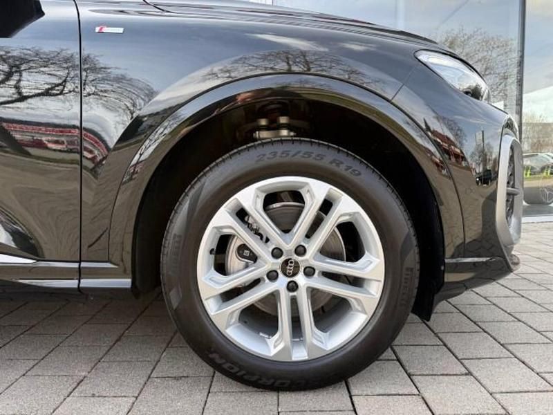 Second-hand Audi Q5 Sport 204 CP (150 kW) 2025 Negru SUV