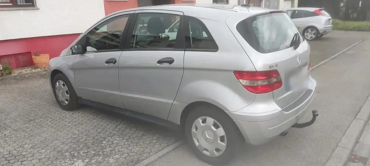 Gebraucht Mercedes B170 117 PS (86 kW) 2008 Silber Van / Kleinbus