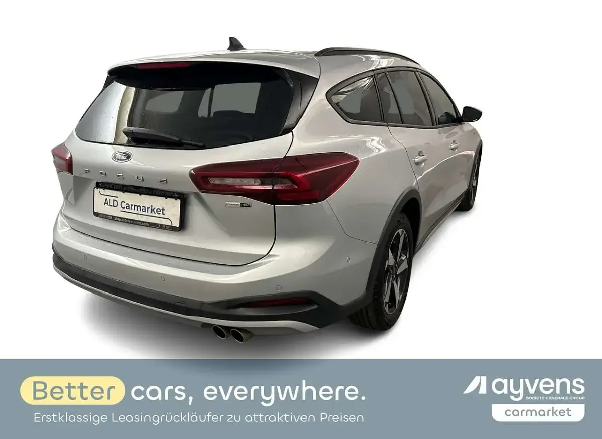 Gebraucht Ford Focus Active X 125 PS (91 kW) 2023 Silber Kombi