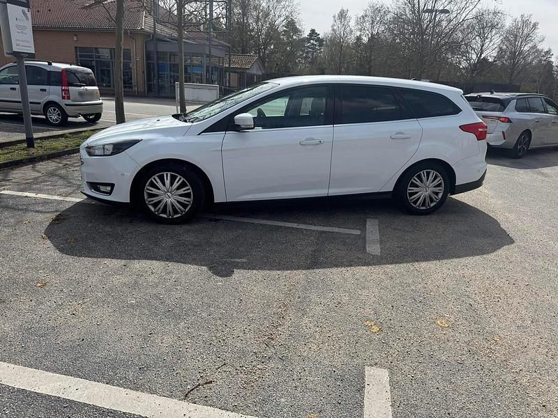 Second-hand Ford Focus 150 CP (110 kW) 2015 Alb Break