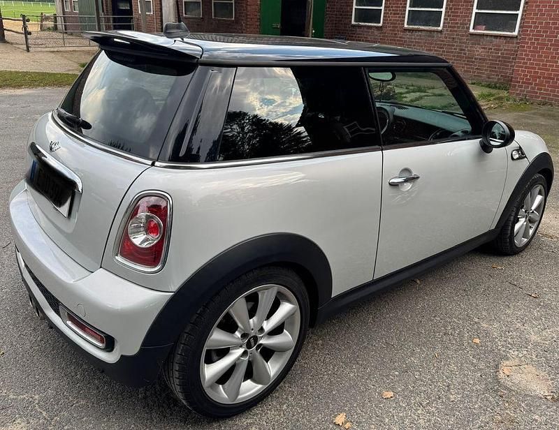 Gebraucht Mini Cooper SD 143 PS (105 kW) 2012 Silber Kleinwagen