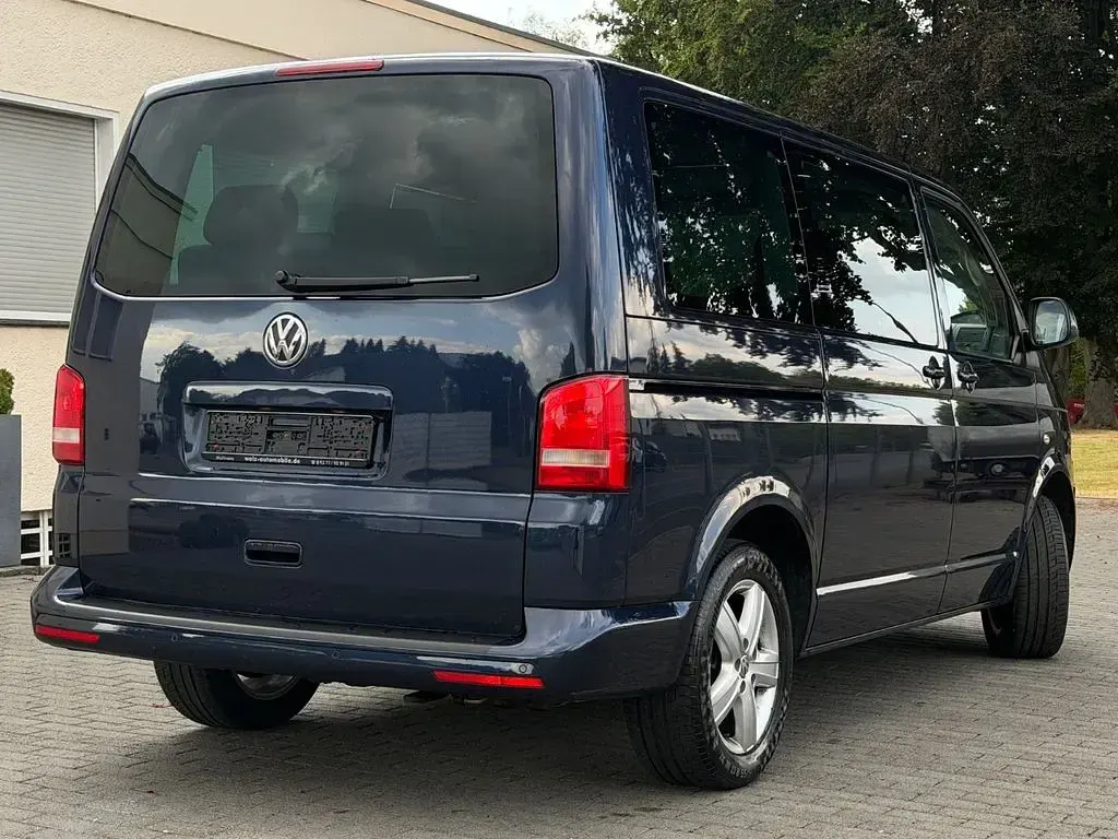Gebraucht VW Multivan 179 PS (131 kW) 2013 Blau Van / Kleinbus