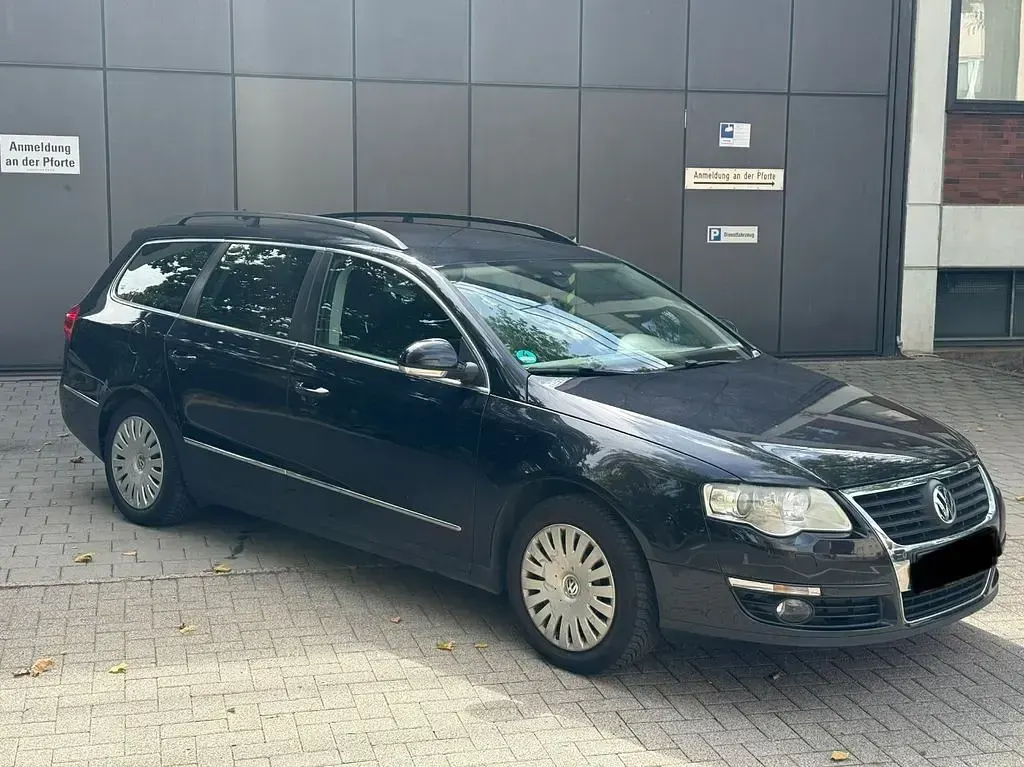 Gebraucht VW Passat Comfortline 160 PS (117 kW) 2009 Schwarz Limousine