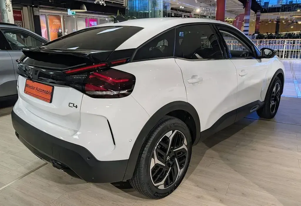 Gebraucht Citroën C4 PureTech 131 PS (96 kW) 2024 Weiß SUV