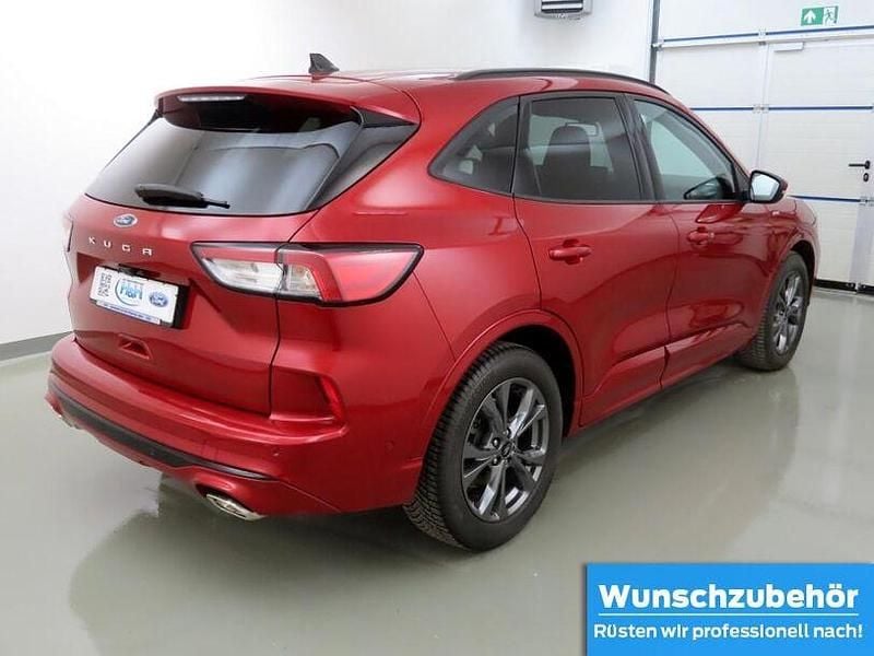 Gebraucht Ford Kuga ST-Line 150 PS (110 kW) 2020 Lucidrot SUV