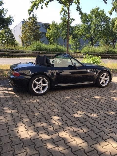 Schwarz Gebraucht 2001 BMW Z3 Cabrio | 13.500 € (Etwas zu teuer) - Bild 1/4