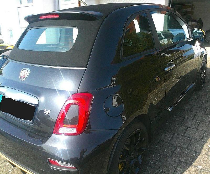 Gebraucht Abarth 595C 165 PS (121 kW) 2023 Schwarz Cabrio