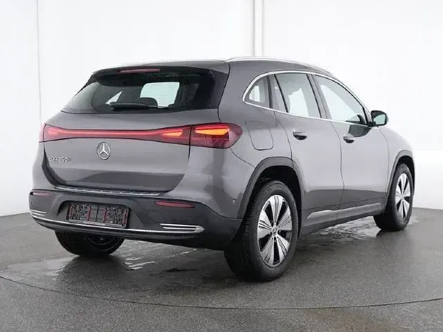 Gebraucht Mercedes EQA250 139 kW (190 PS) 2025 SUV