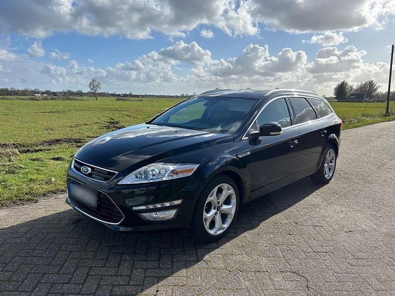 Gebraucht Ford Mondeo Titanium 163 PS (119 kW) 2012 Schwarz Kombi
