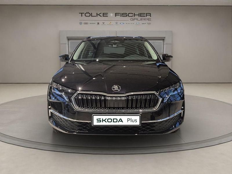 Neu Skoda Octavia Selection 150 PS (110 kW) 2025 Schwarz Kombi