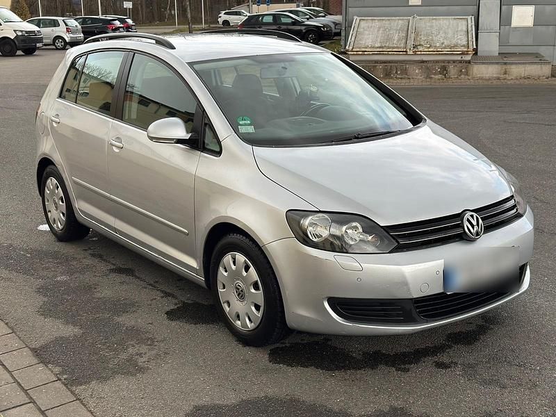 Silber Gebraucht 2009 VW Golf Plus Cross Van / Kleinbus | 3.900 € (Fairer Preis) - Bild 1/4