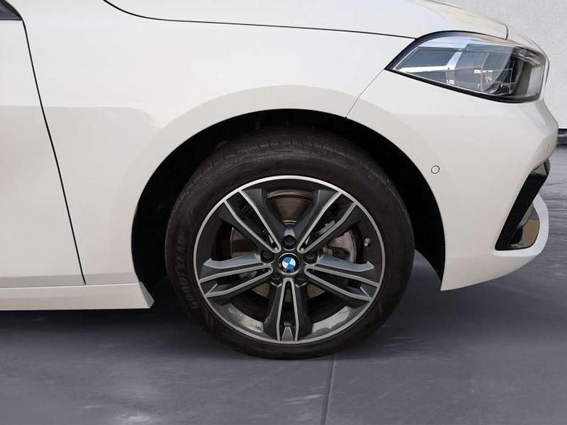 Gebraucht BMW 118 Sport Line 140 PS (102 kW) 2019 Weiß Kleinwagen