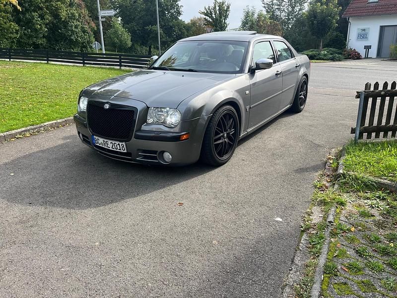 Gold Gebraucht 2008 Chrysler 300C Limousine | 8.500 € (Fairer Preis) - Bild 1/4