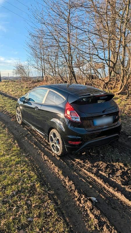 Gebraucht Ford Fiesta ST 182 PS (133 kW) 2017 Schwarz Coupé