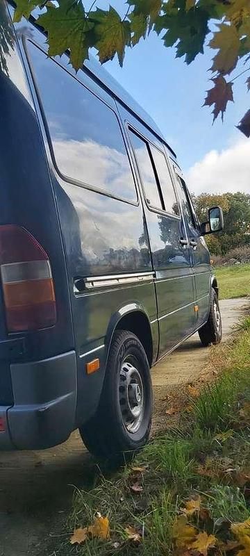 Używany Mercedes Sprinter 122 KM (89 kW) 1998 Van