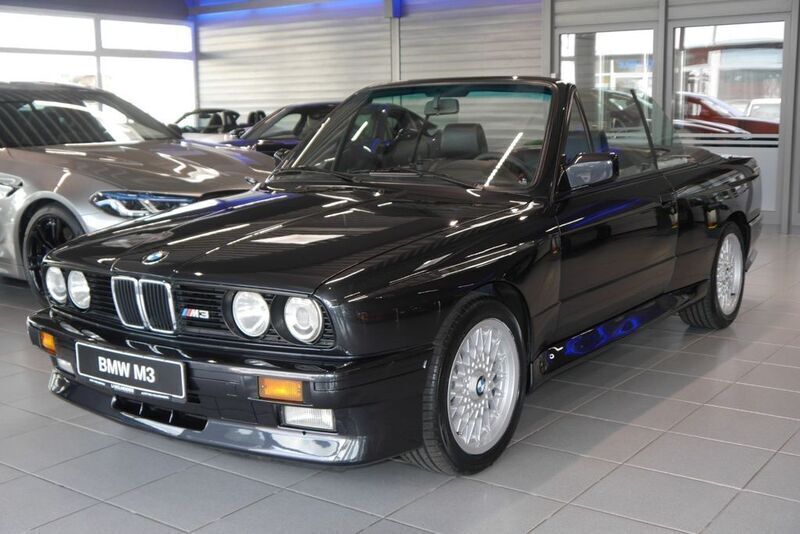 Diamant schwarz metallic Gebraucht 1991 BMW M3 Cabriolet Sport Line Cabrio | 99.900 € - Bild 1/4