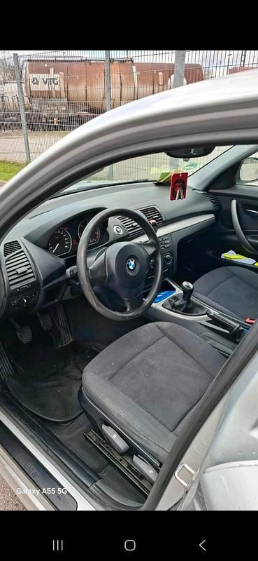 Gebraucht BMW 116 116 PS (85 kW) 2010 Silber Kleinwagen