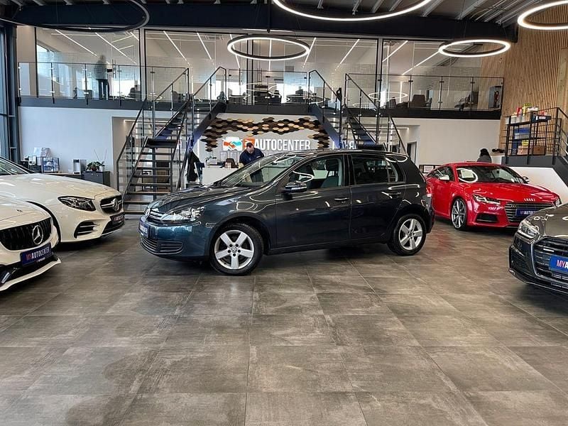 Blau Gebraucht 2010 VW Golf VI Comfortline Limousine | 4.490 € (Guter Preis) - Bild 1/4