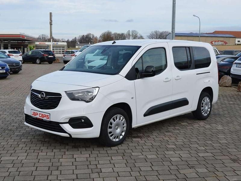 Gebraucht Opel Combo Life Elegance 131 PS (96 kW) 2022 Jadeweiß Van / Kleinbus