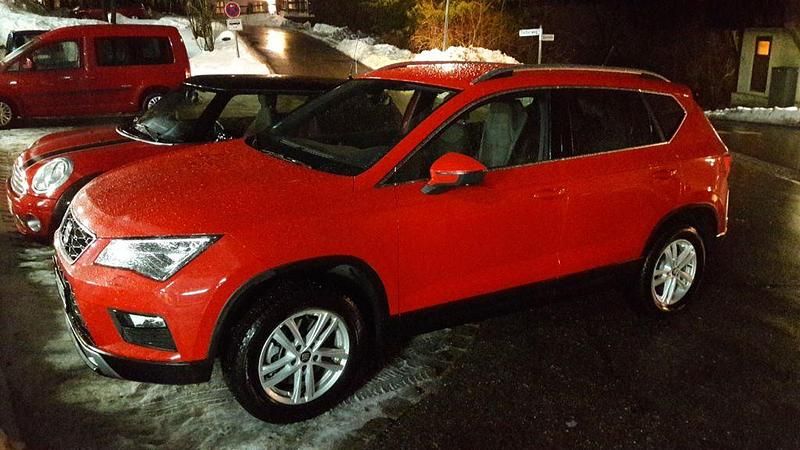 Gebraucht Seat Ateca XCELLENCE 150 PS (110 kW) 2017 Rot SUV