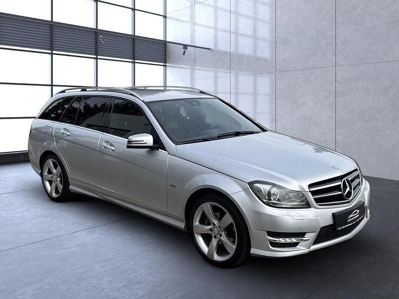Gebraucht Mercedes C220 AMG 170 PS (125 kW) 2014 Silber Limousine