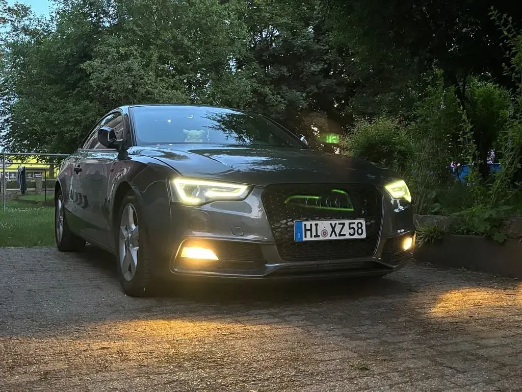 Gebraucht Audi A5 Ambiente 245 PS (180 kW) 2013 Grau Coupé