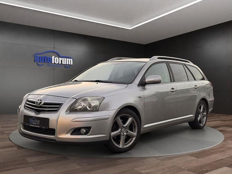Silber Gebraucht 2007 Toyota Avensis Executive Kombi | 2.290 € (Fairer Preis) - Bild 1/4