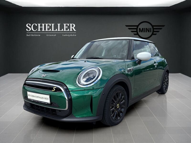 British racing green iv Gebraucht 2022 Mini Cooper SE Kleinwagen | 17.900 € (Fairer Preis) - Bild 1/4
