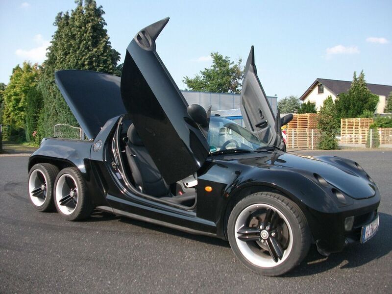 Schwarz metallic Gebraucht 2003 Smart Roadster Cabrio | 18.500 € - Bild 1/4