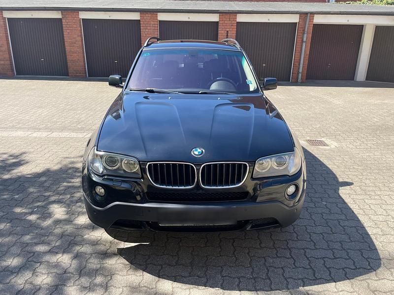 Gebraucht BMW X3 140 PS (102 kW) 2009 Schwarz SUV