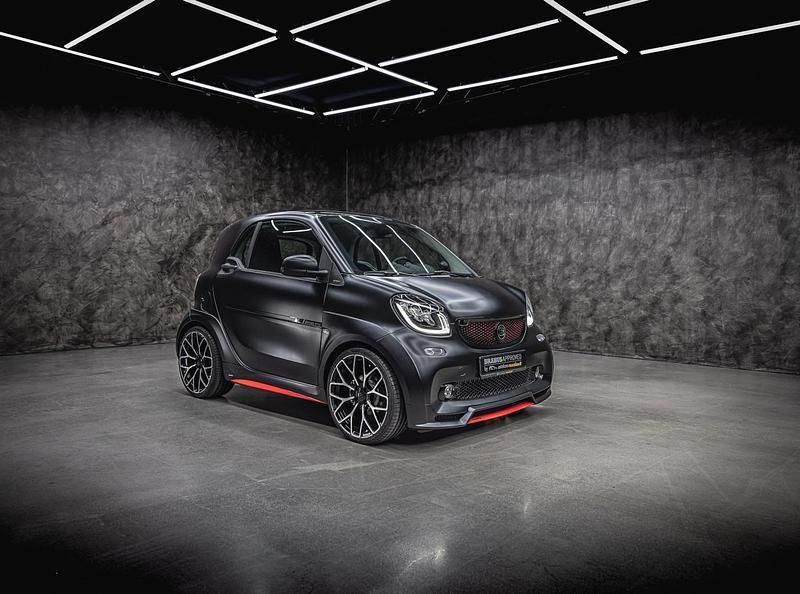 Gebraucht Smart ForTwo Coupé Brabus 121 PS (88 kW) 2019 Brabus black velvet matt Coupé
