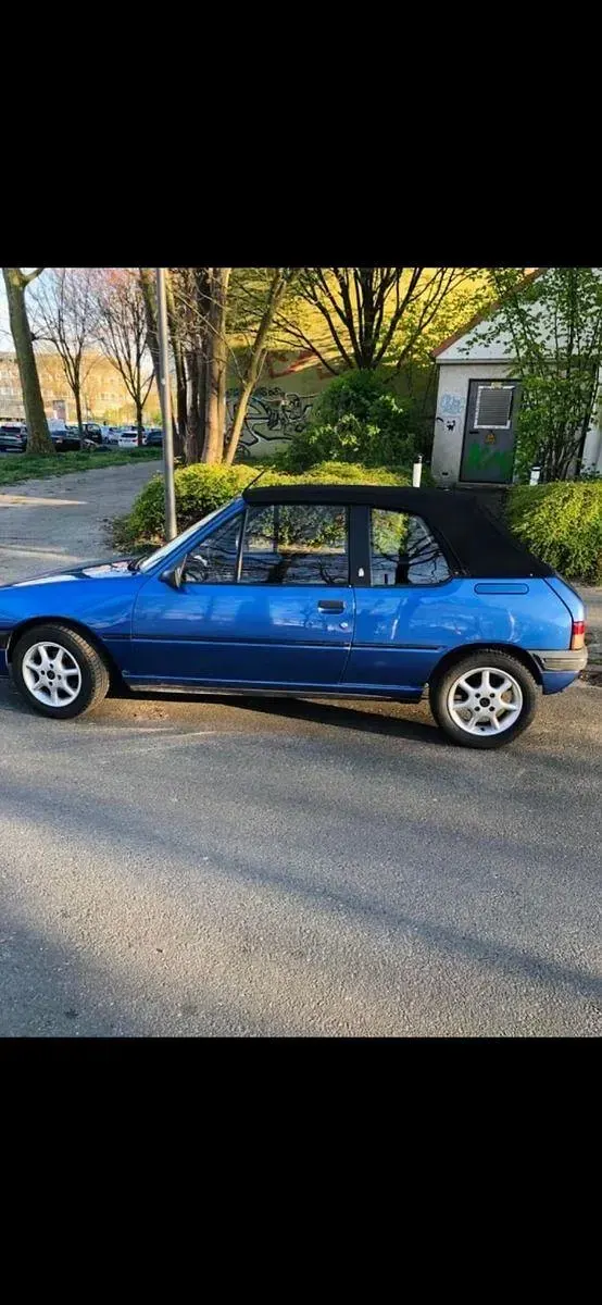 Gebraucht Peugeot 205 60 PS (44 kW) 1993 Blau Cabrio