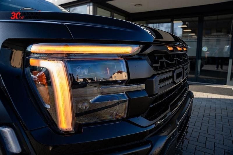 Gebraucht Ford V8 Raptor 730 PS (536 kW) 2026 Agate black metallic SUV