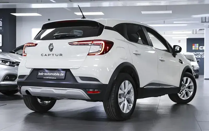 Second-hand Renault Captur Experience 100 CP (73 kW) 2020 Alb SUV