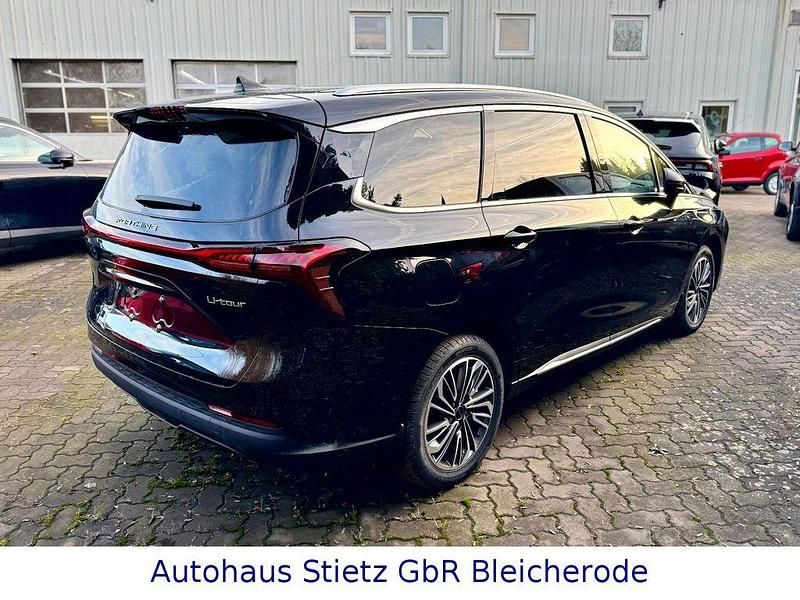 Neu DFSK Forthing 4 177 PS (130 kW) 2025 Schwarz Van / Kleinbus