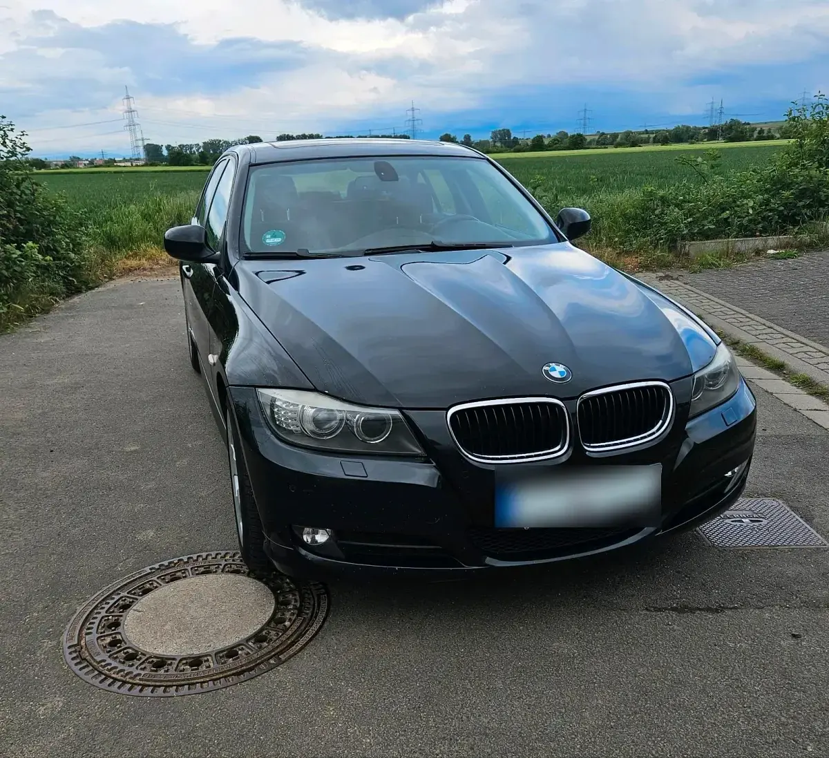 Gebraucht BMW 318 150 PS (110 kW) 2009 Schwarz Limousine