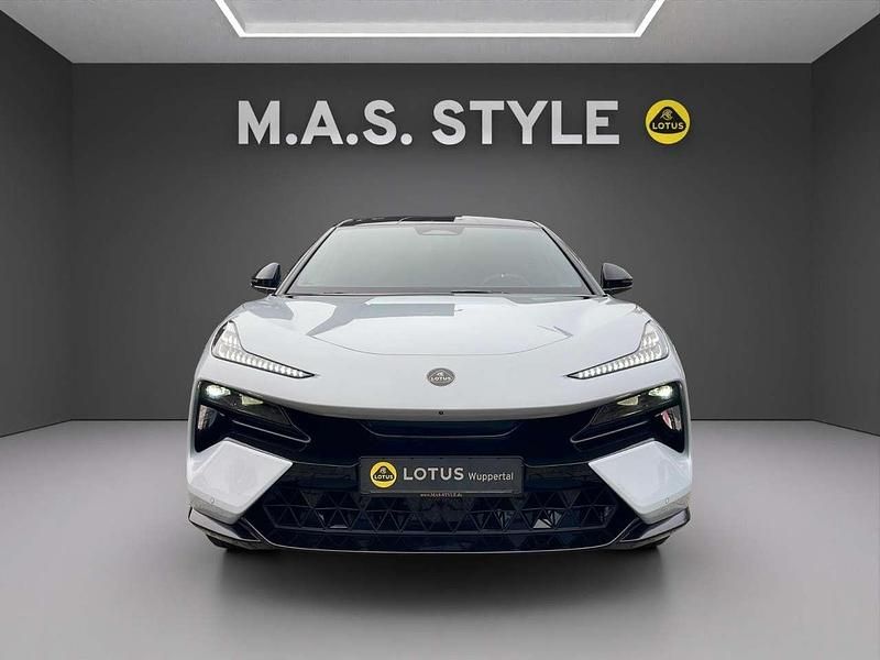 Neu Lotus Eletre 450 kW (612 PS) 2025 Zenith white SUV