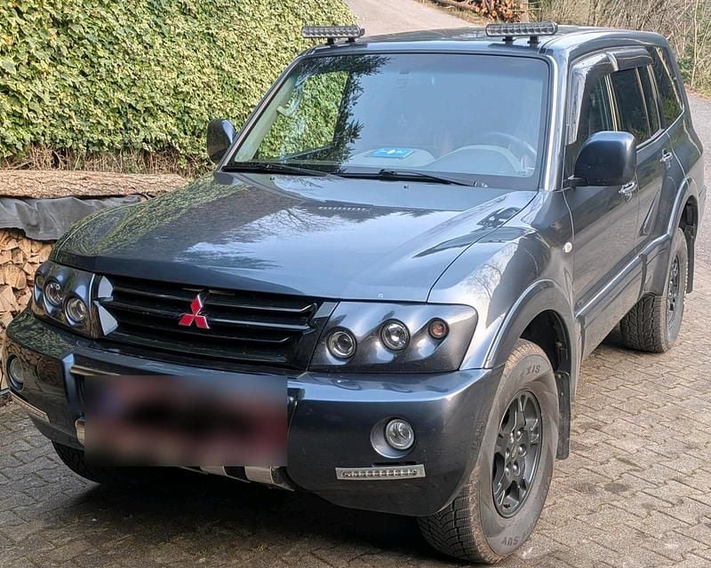 Gebraucht Mitsubishi Pajero 165 PS (121 kW) 2006 Grau SUV