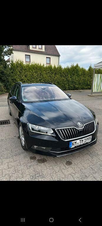 Schwarz Gebraucht 2015 Skoda Superb Style Kombi | 14.990 € (Guter Preis) - Bild 1/4