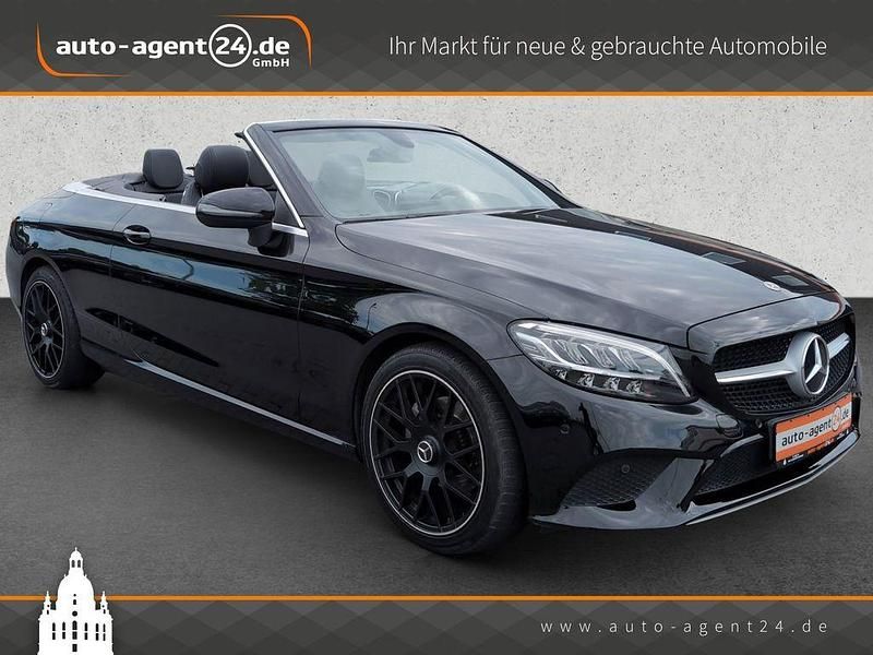 Schwarz Gebraucht 2019 Mercedes C220 Cabrio | 31.990 € (Fairer Preis) - Bild 1/4