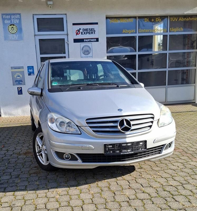 Silber Gebraucht 2007 Mercedes B170 Van / Kleinbus | 2.290 € (Guter Preis) - Bild 1/4