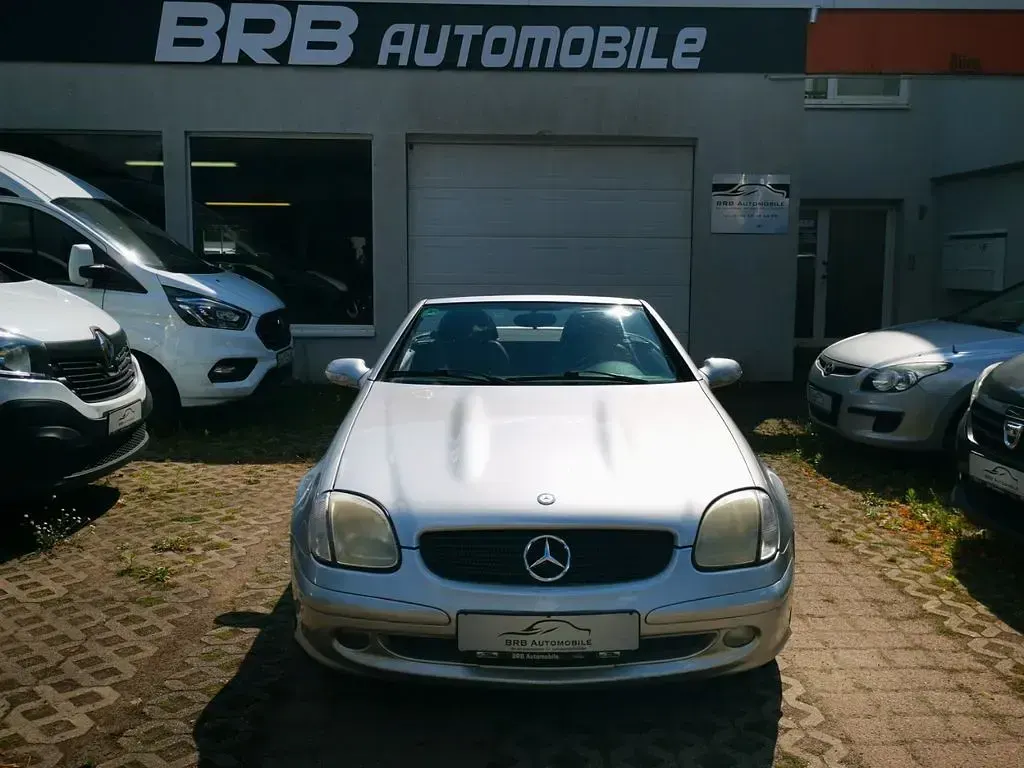 Gebraucht Mercedes SLK200 163 PS (119 kW) 2000 Silber Cabrio