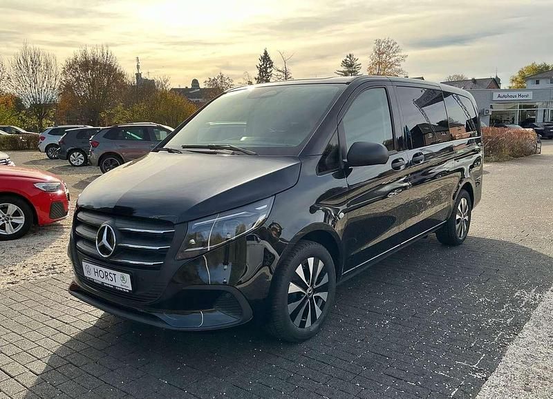 Schwarz Neu 2025 Mercedes Vito Van | 54.950 € (Superpreis) - Bild 1/4