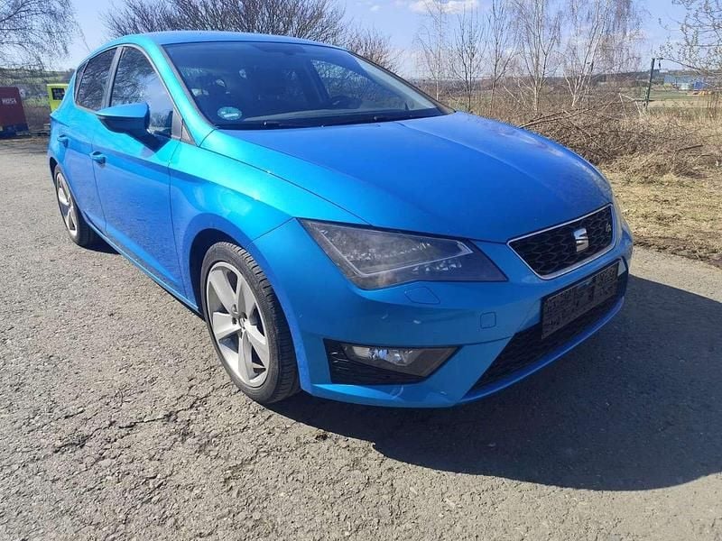 Gebraucht Seat Leon FR 122 PS (89 kW) 2014 "alor" blau Kleinwagen