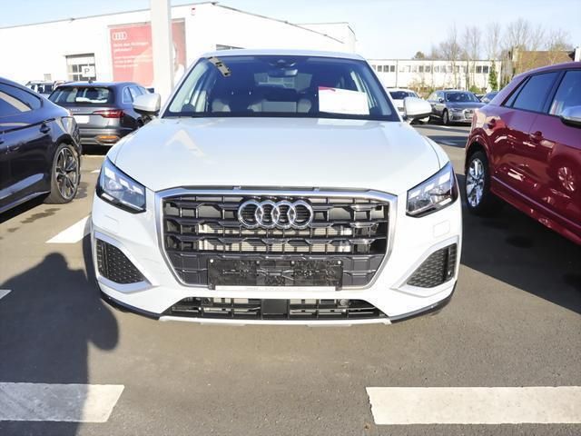 Gebraucht Audi Q2 Advanced Plus 116 PS (85 kW) 2024 Pfeilgrau perleffekt SUV