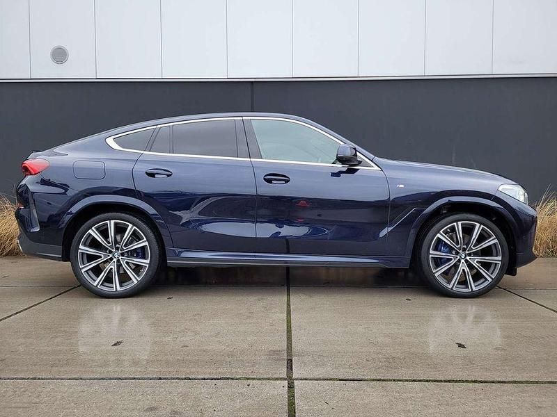Gebraucht BMW X6 M Sport 286 PS (210 kW) 2023 Blau SUV